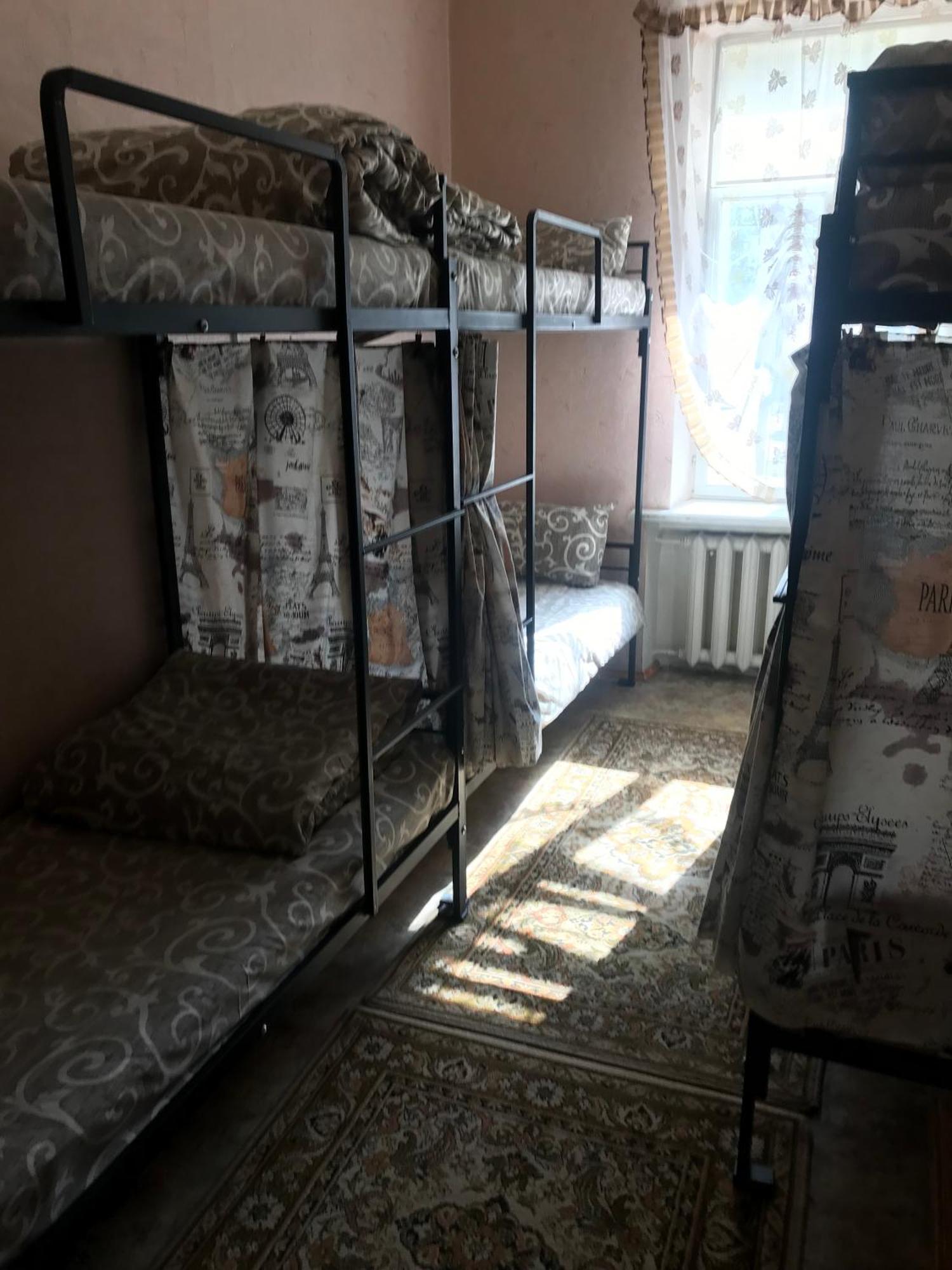Хостел Тихий Дворик Kharkiv Extérieur photo